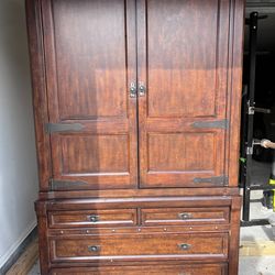 Armoire
