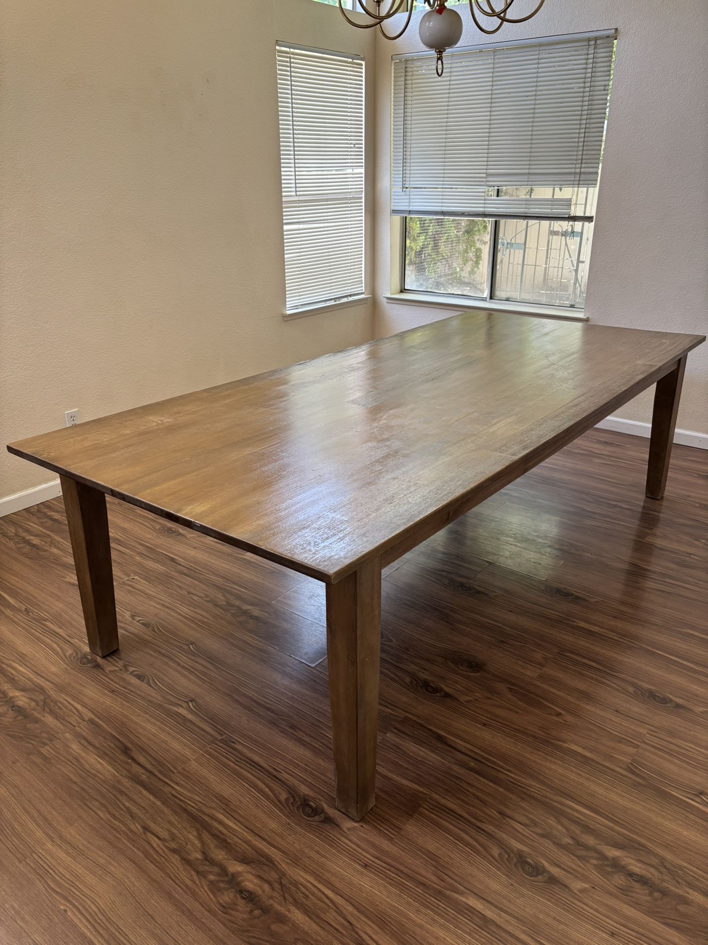 Dinning table