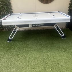 Air Hockey Table