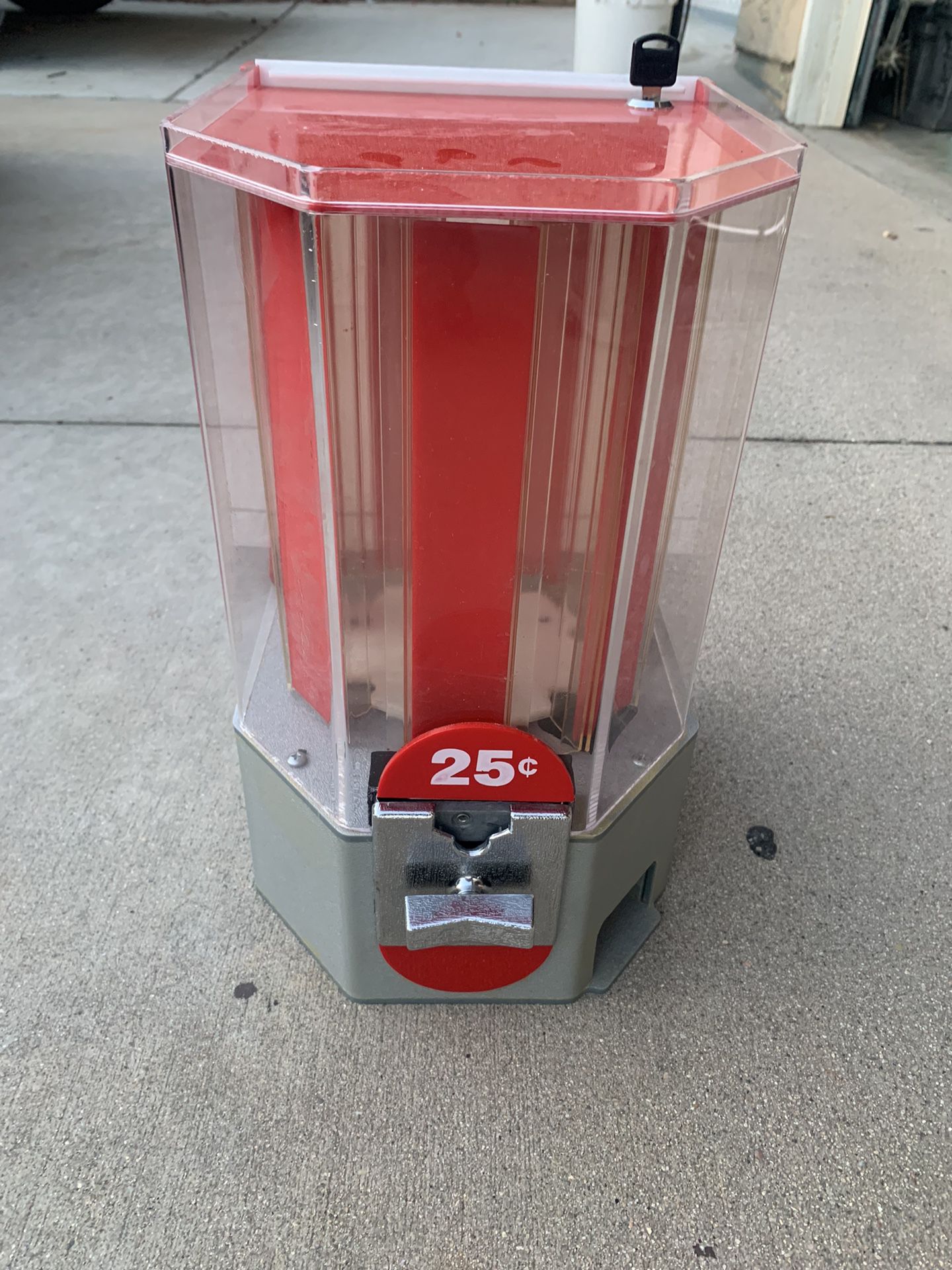 Nug-o-Matic Candy Dispensing Machine