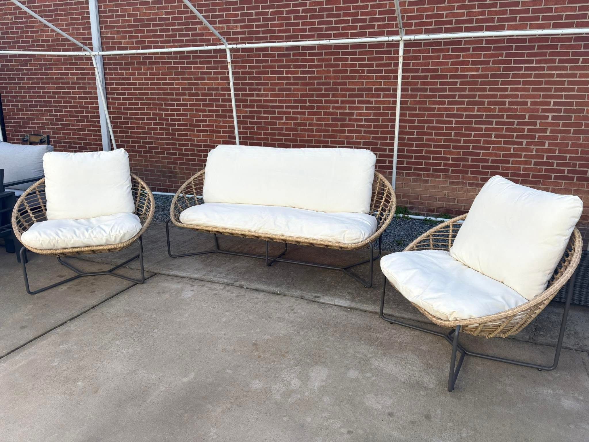 New 3pc Patio Set