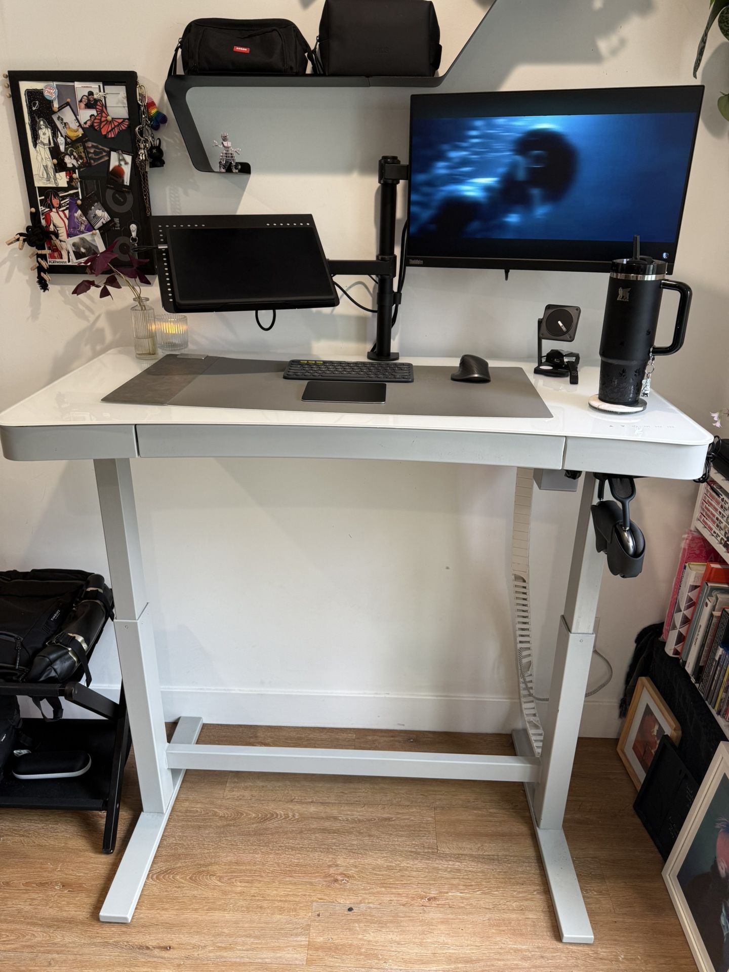 Tresanti Geller 47”Adjustable Height Desk