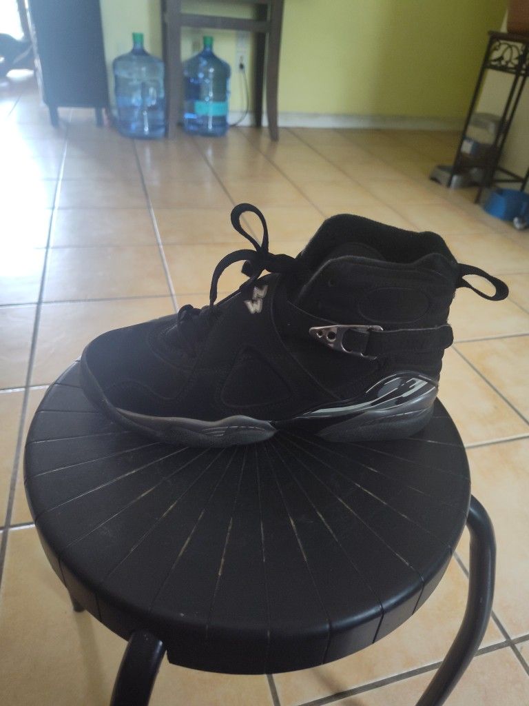 Jordan Retro 8 Chrome Size 5