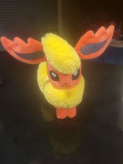 Pokémon Flareon Plush