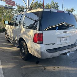 Ford Expedition 2003 V8