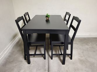 Black Wood Dining Table and 4 Chairs
