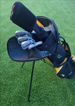 STIX Jr/kids/youth  Golf Set  with stand bag