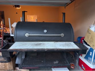 Heavy Duty BBQ Smoker Trailer – Ready for Catering & Events