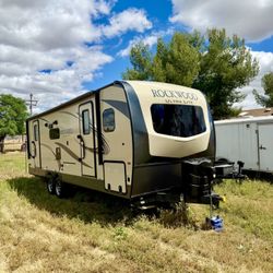 2019 Rockwood Ultra Lite Travel Trailer 