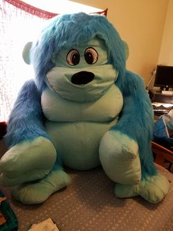 Giant monkey