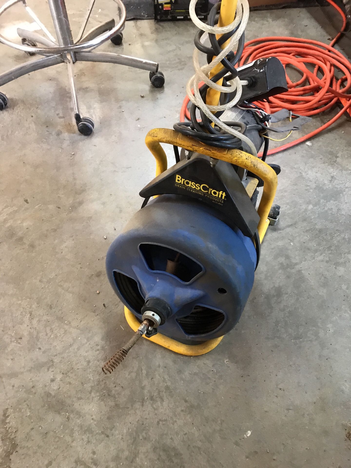 Electric roto rooter drain cleaner
