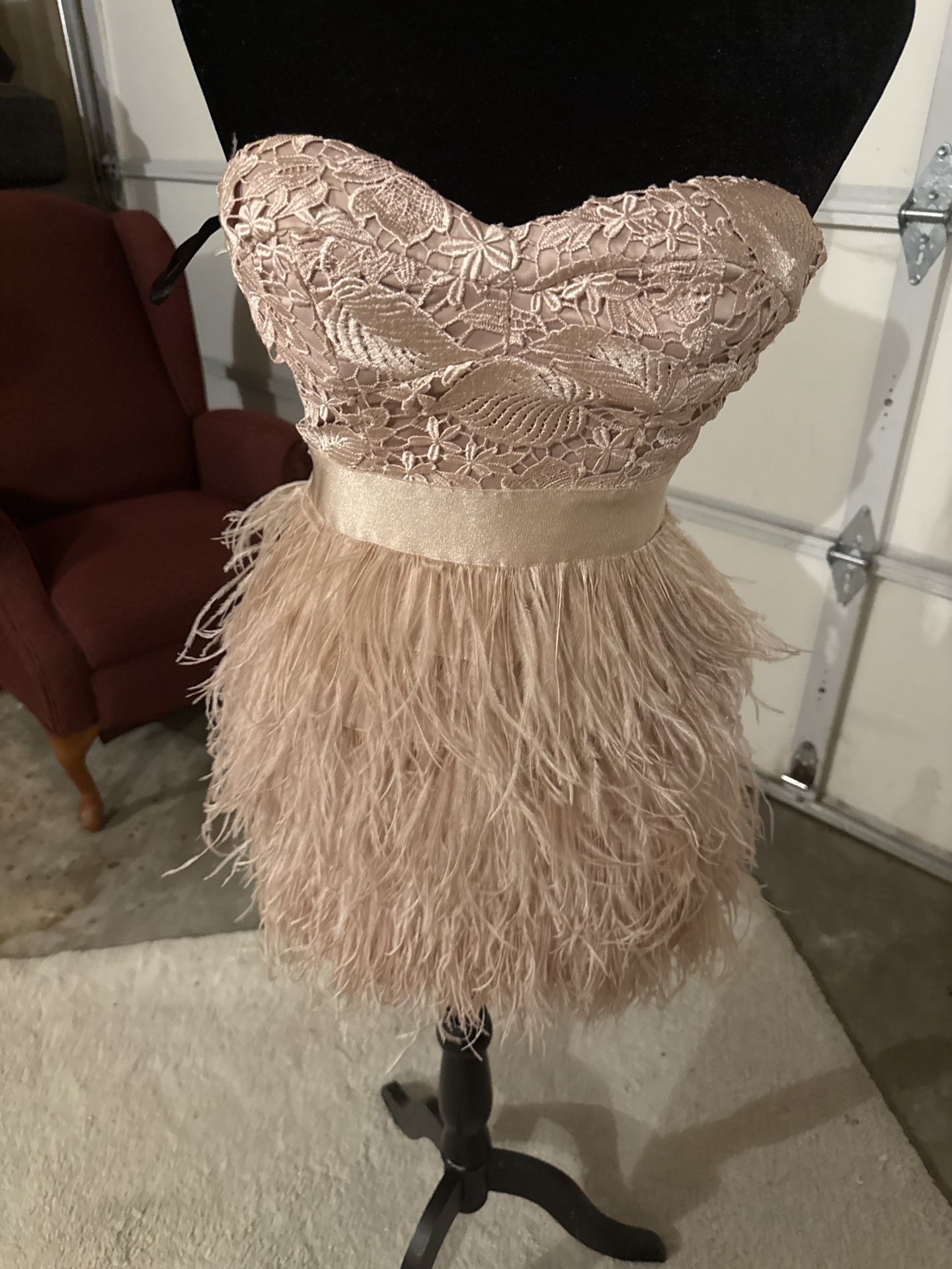 Party Dress XS and Mannequin