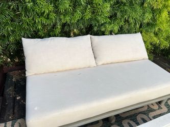 CB2 Outdoor Loveseat Sofa – Modern Patio Couch – Excellent Condition