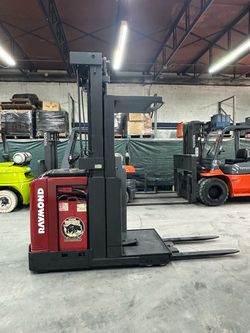 Forklift Raymond Oder picker