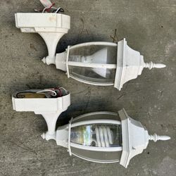 Dusk to Dawn Outdoor Lighting, Waterproof Outdoor Porch Light with Tempered Glass, Outdoor Light Fixture for House Exterior Front Door Garage Patio 