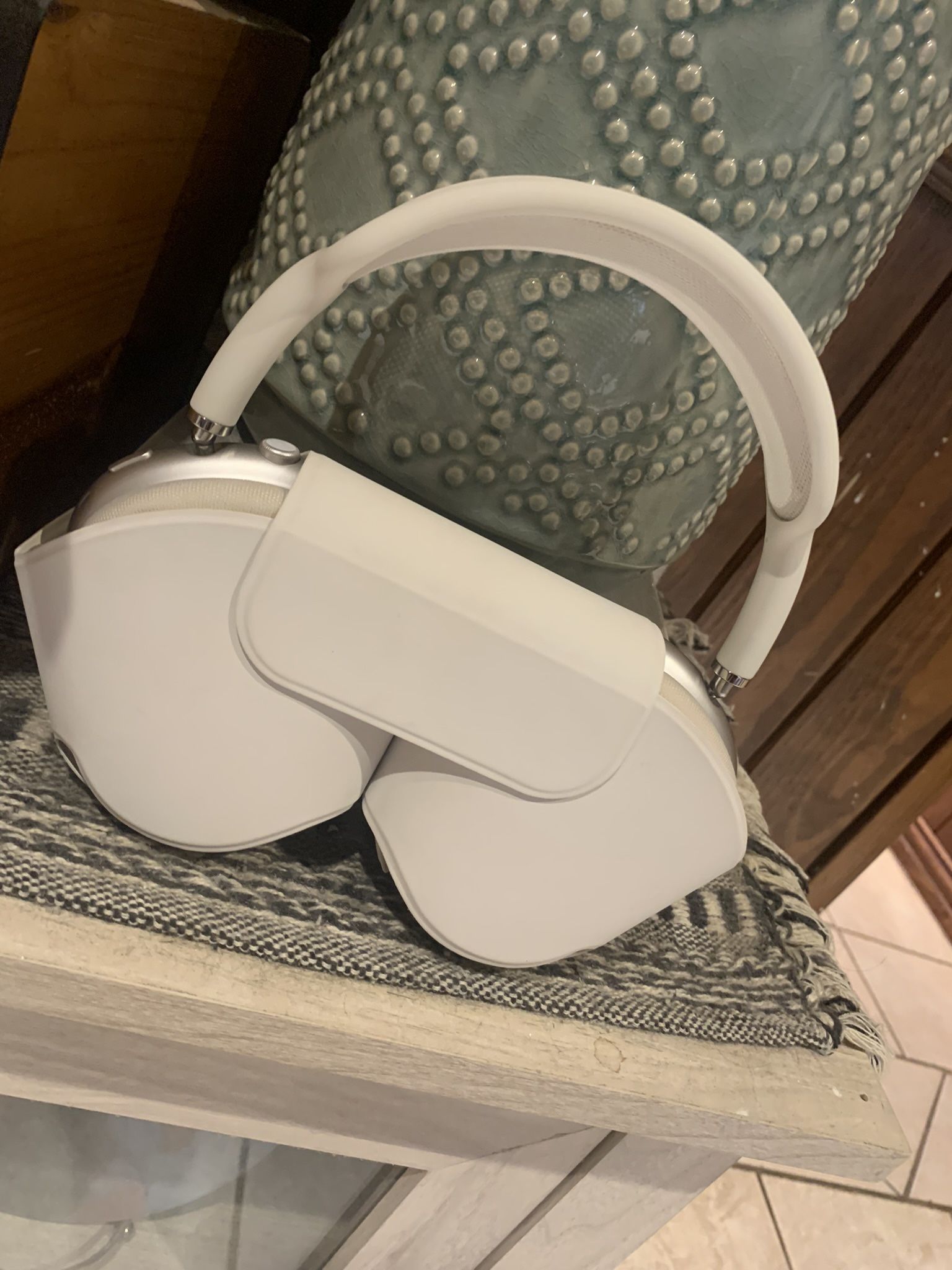 Starlight Airpod Maxes