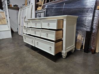 White Wood Dresser with 9 Drawers