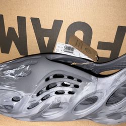 Yeezy Foam Runner Mens 10 