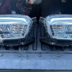 Toyota Tacoma Headlights 2021