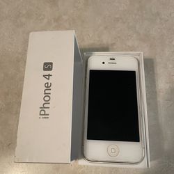 iPhone 4s In The Original Box With Accessories