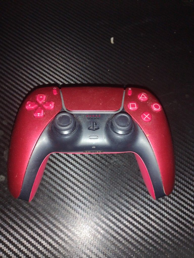 Wireless PS5 Controller — Red/Black — Works (Good Condition)