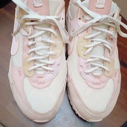 Womens Air Max 90 Sneakers  size 7.5