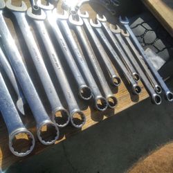 SNAP ON TOOL SETS  No Low Ballers