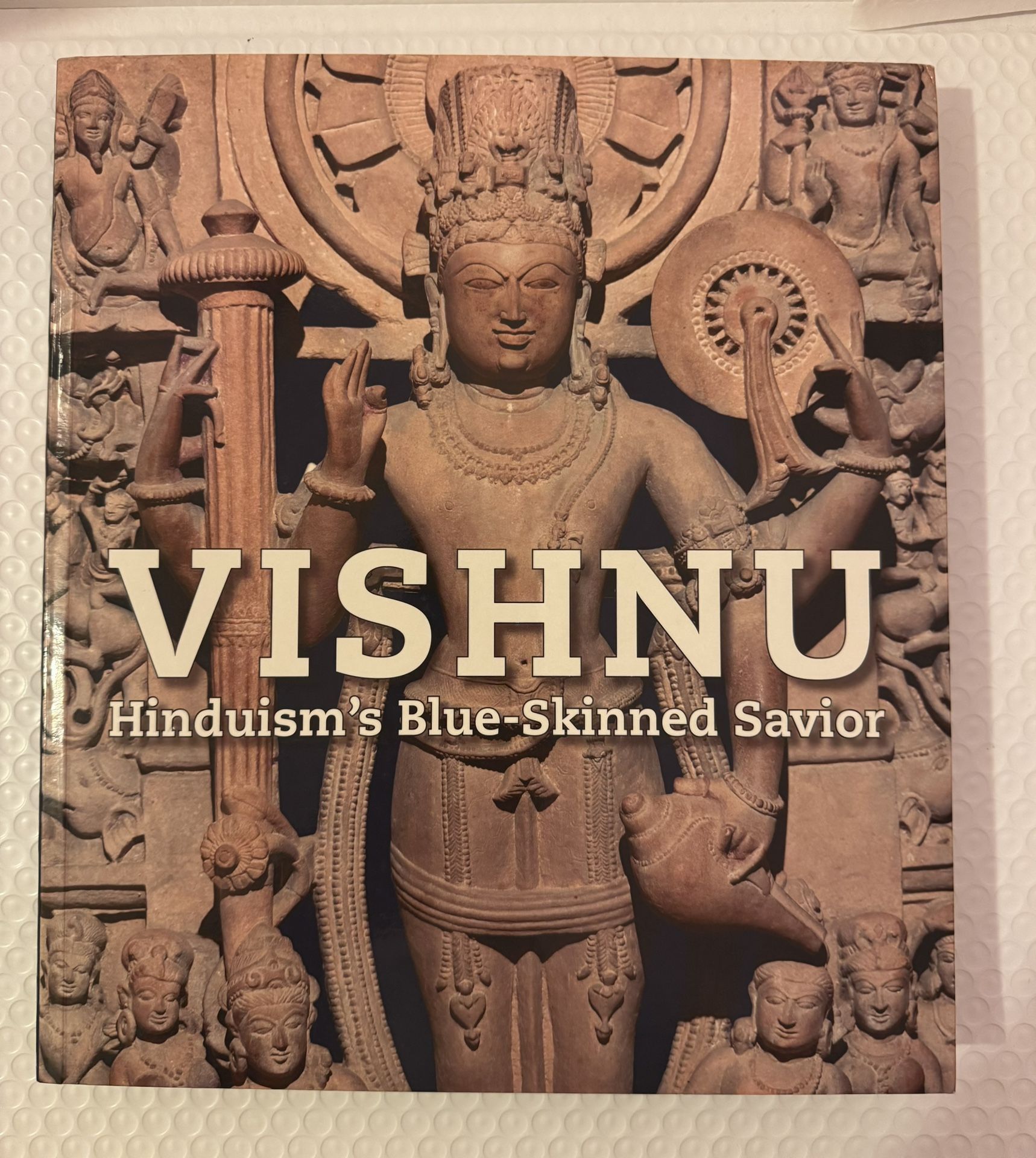 Vishnu: Hinduisms Blue-Skinned Saviour - Paperback By Cummins, Joan - GOOD