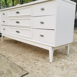 Beautiful   Dresser 