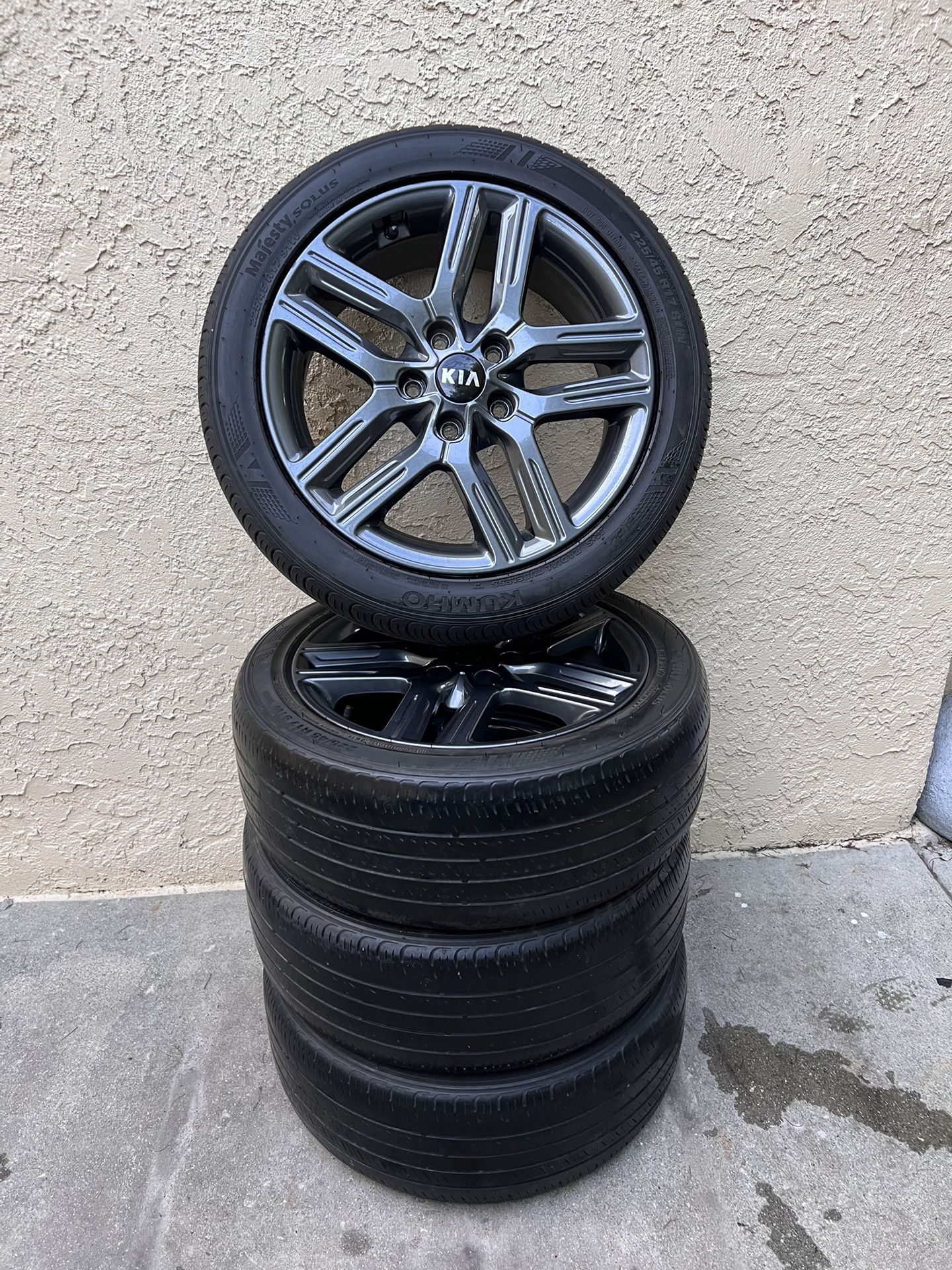 Kia Forte 2020 Wheels and Tires for Sale in Artesia, CA OfferUp