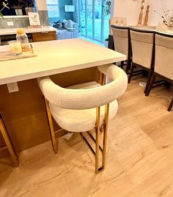 Counter height chair