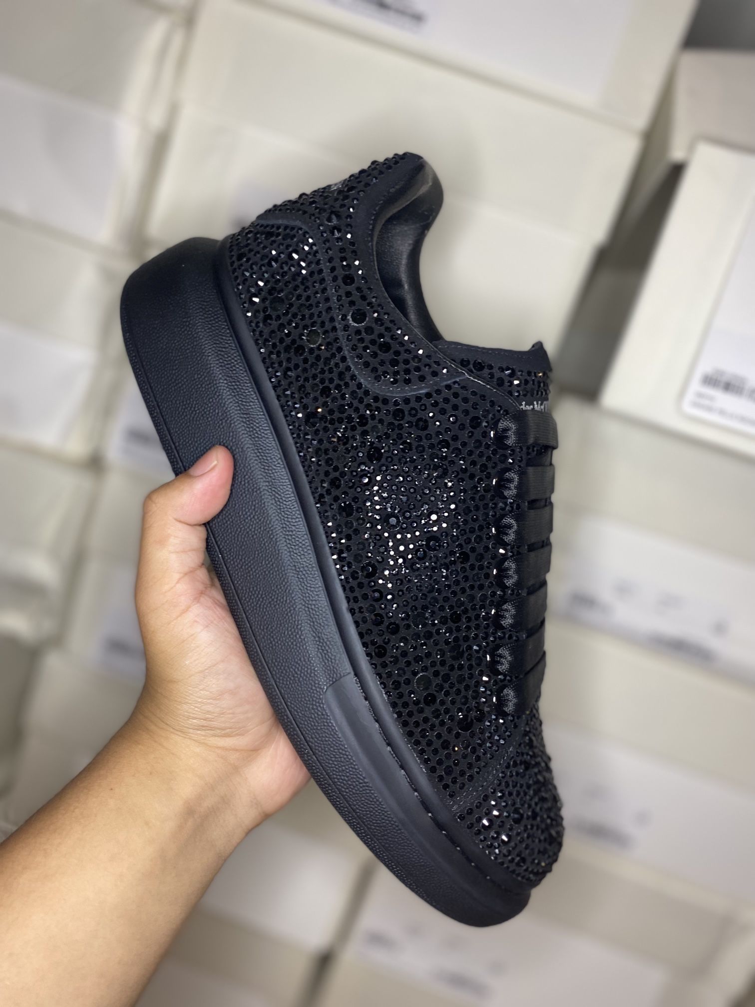 Black Leather Rhine Stone Low Tops for Sale in Santa Ana, CA - OfferUp