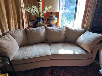 Light Gold color Fabric Three-Seater curved Sofa with Cushions