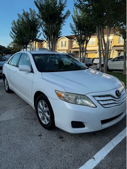 Toyota Camry 2011