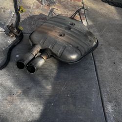 Bmw 528i Muffler