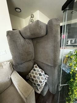 Love type seat sofa Ashley