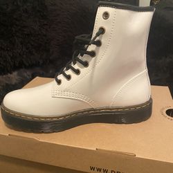 Women’s Doc Martins 
