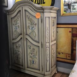Armoire