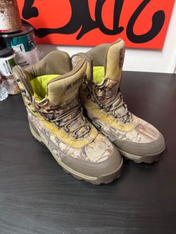 UNDER ARMOR CAMO BOOTS