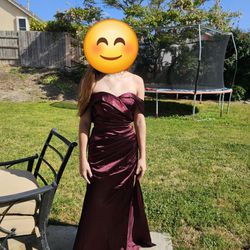 Prom/Bridesmaid/Formal Dress - Size 4