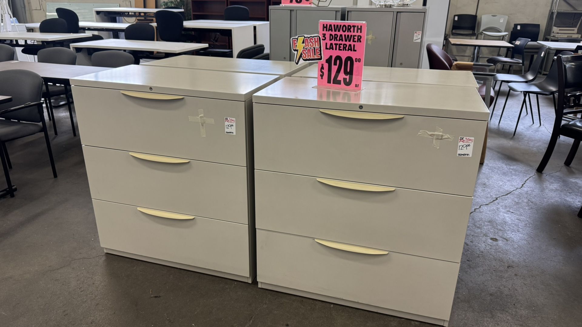 Haworth 3 Drawer Lateral 36″W