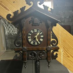 Antique American Cockoo Clock 