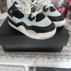 Jordan 4 Retro TD 8C 