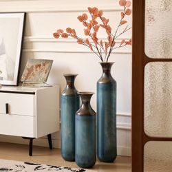 Metal Floor Vases Decorative, Set of 3 Flower Arrangement Stand, Tall Blue Metal Floor Vases for Living Room, Bedroom & Entryway, 28.34", 24.4", 20.4"