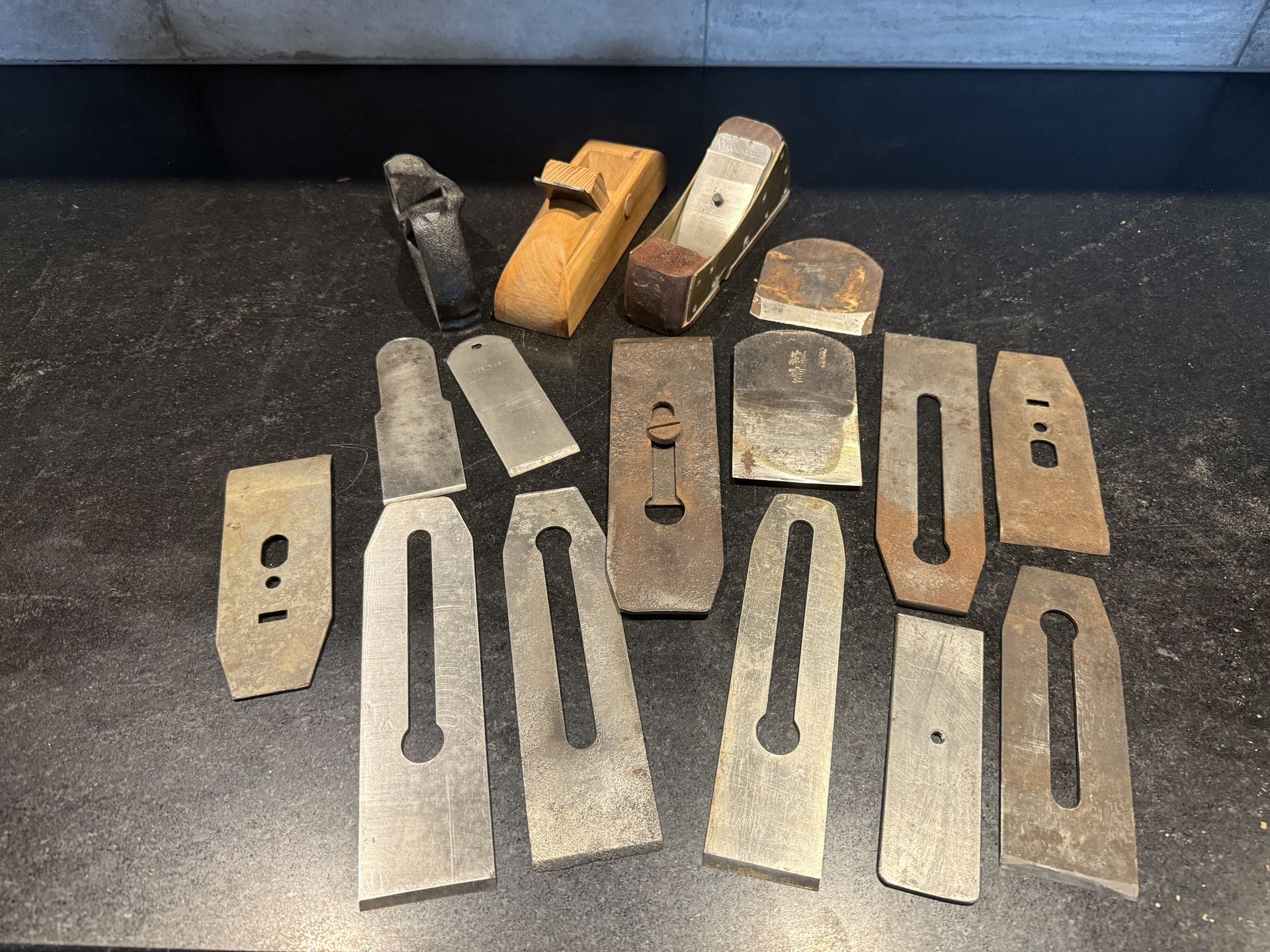 Planes And Plane Blades