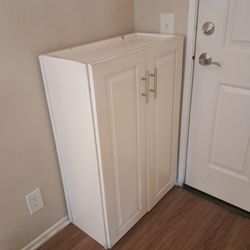 White Storage Cabinet / Entryway Cabinet