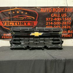 CHEVY COLORADO 2021-2022 GRILLE OEM 