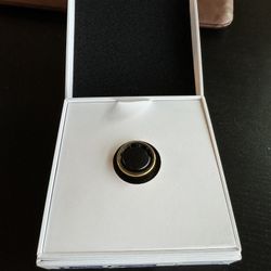 Brand new size 8 Oura ring gen 3 horizon - Gold