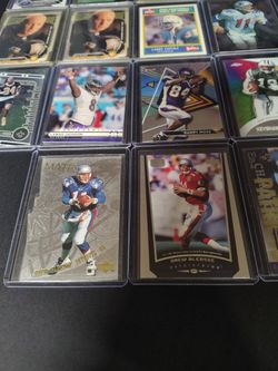 30-Card NFL Football Card Lot - Rookies, Inserts & HOFers (Burrow, Manning, Big Ben)