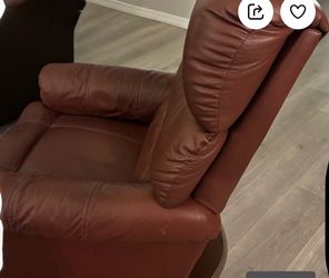 Lazyboy Recliner Rocking Chair and Swivel. Make a reasonable offer. Brown leather